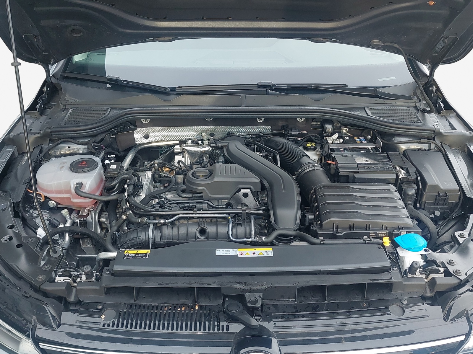 VW Golf Variant 1.5 eTSI mHEV Life-image-15