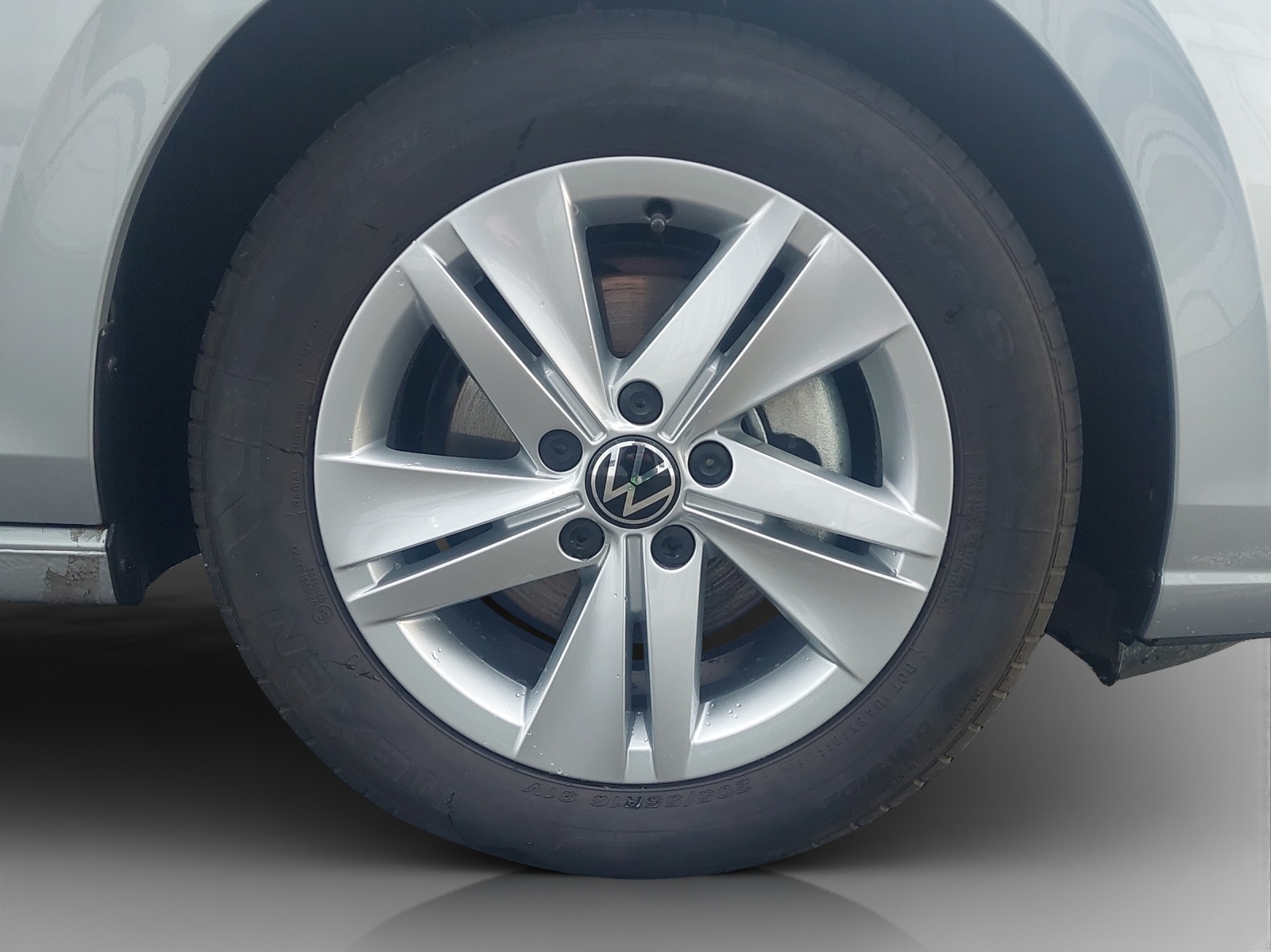 VW Golf Variant 1.5 eTSI mHEV Life-image-13