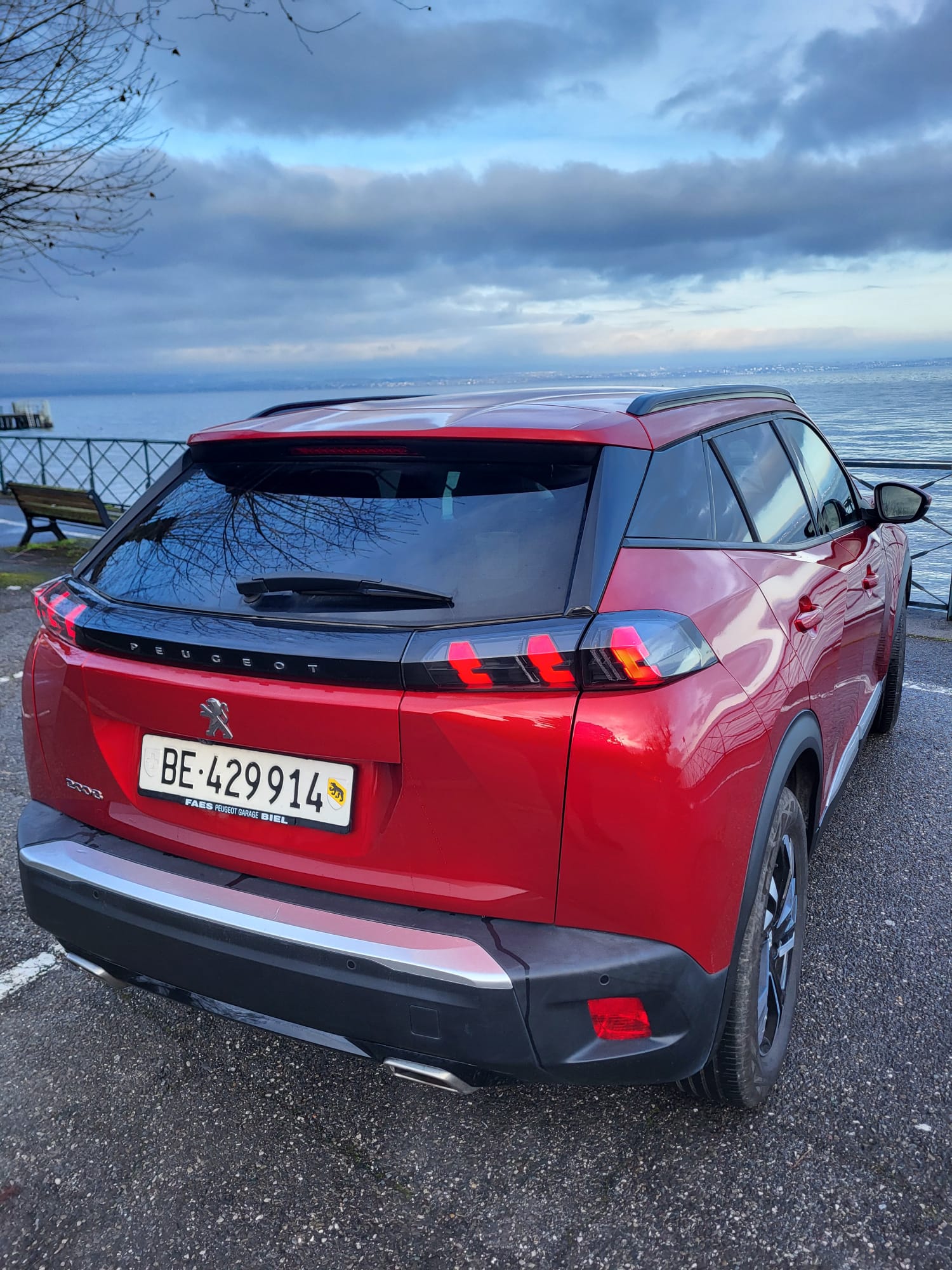 PEUGEOT 2008 1.2 PureTech 130 Allure 2022-image-4