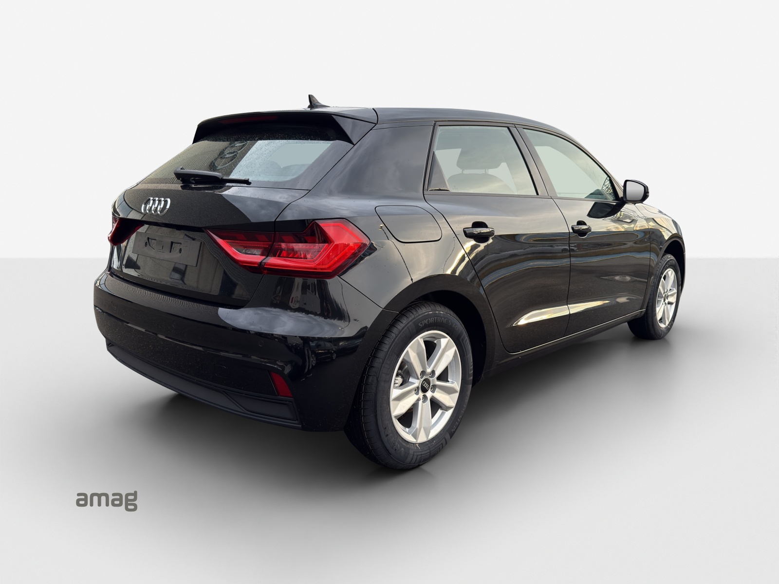 AUDI A1 Sportback 30 TFSI Attraction S-tronic-image-4