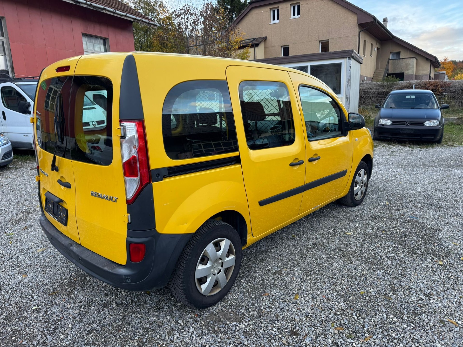 RENAULT Kangoo Maxi dCi 115 ENERGY Business 2 Pl./2 pl.-image-4