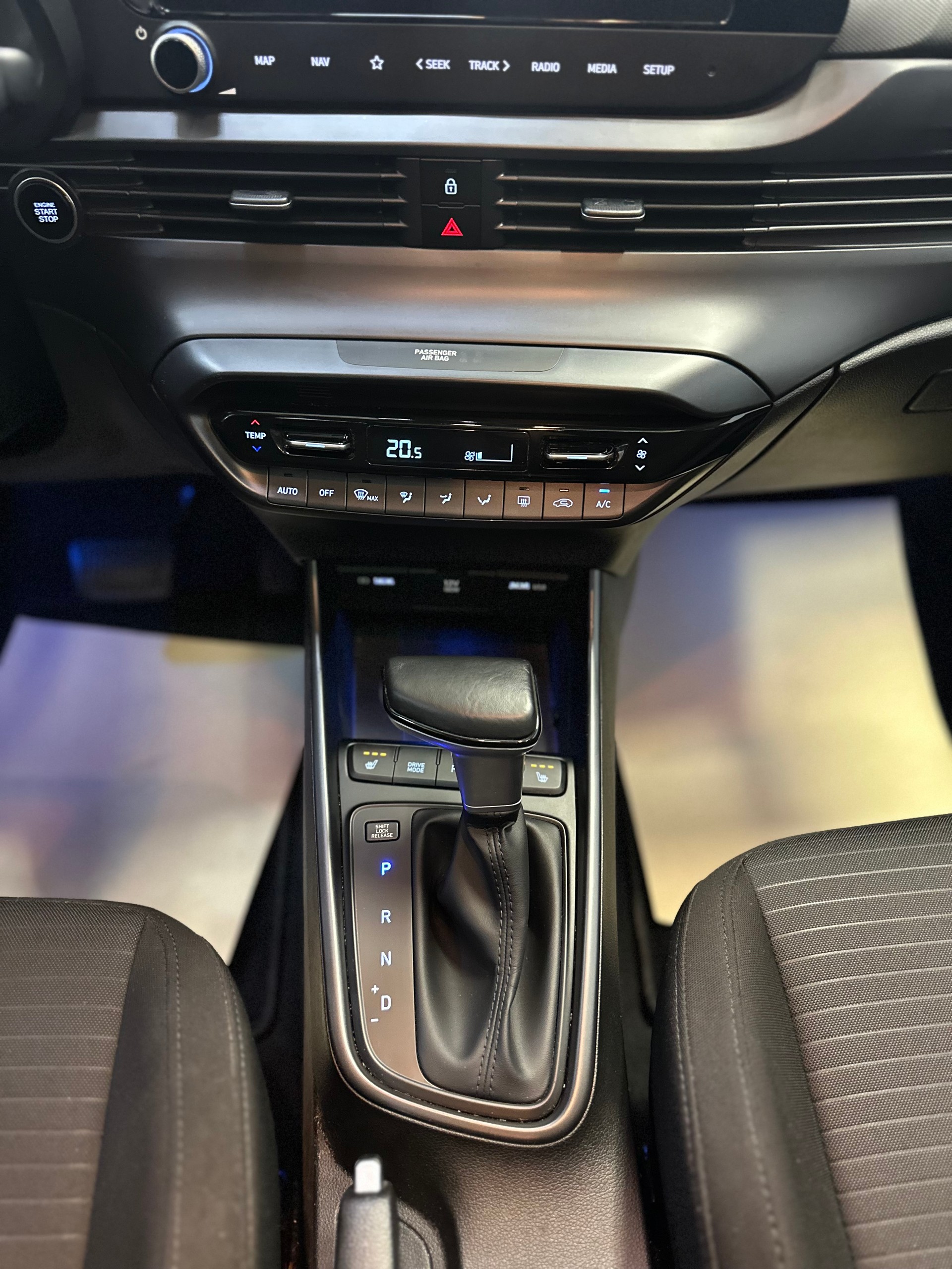 HYUNDAI i20 1.0 T-GDi Vertex 48V MH DCT-image-15