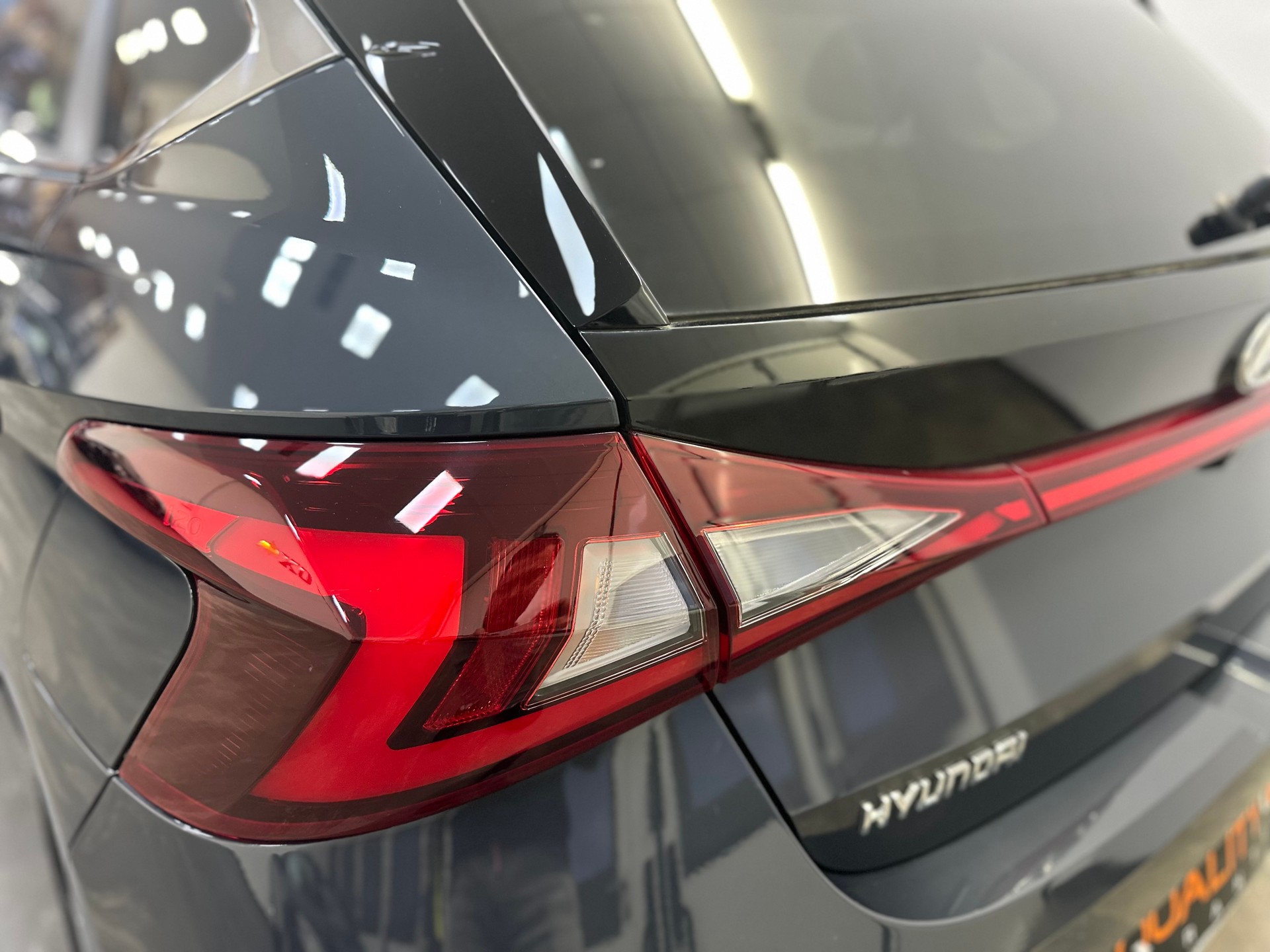 HYUNDAI i20 1.0 T-GDi Vertex 48V MH DCT-image-12