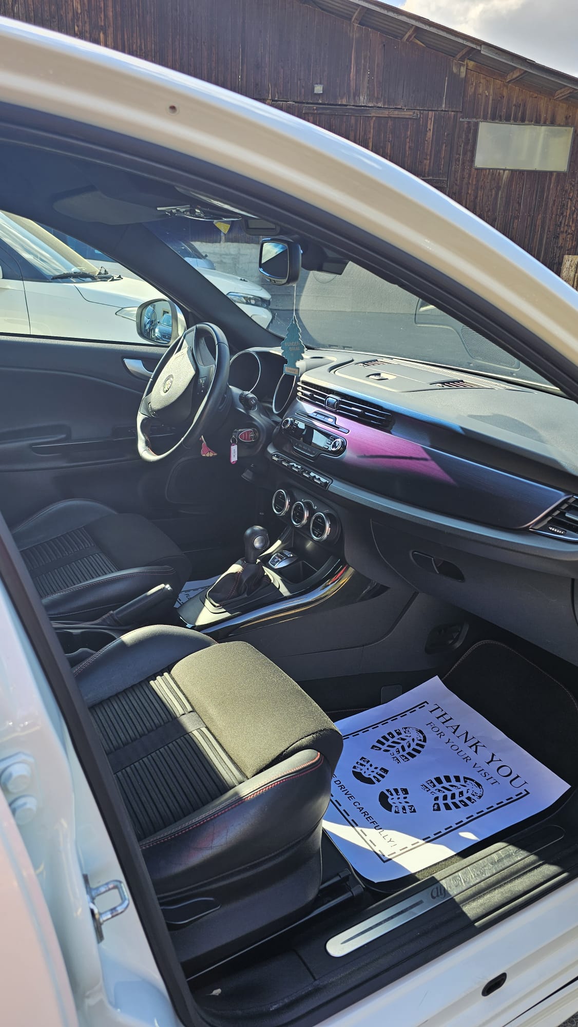 ALFA ROMEO Giulietta 1.4 MultiAir Distinctive TCT-image-11