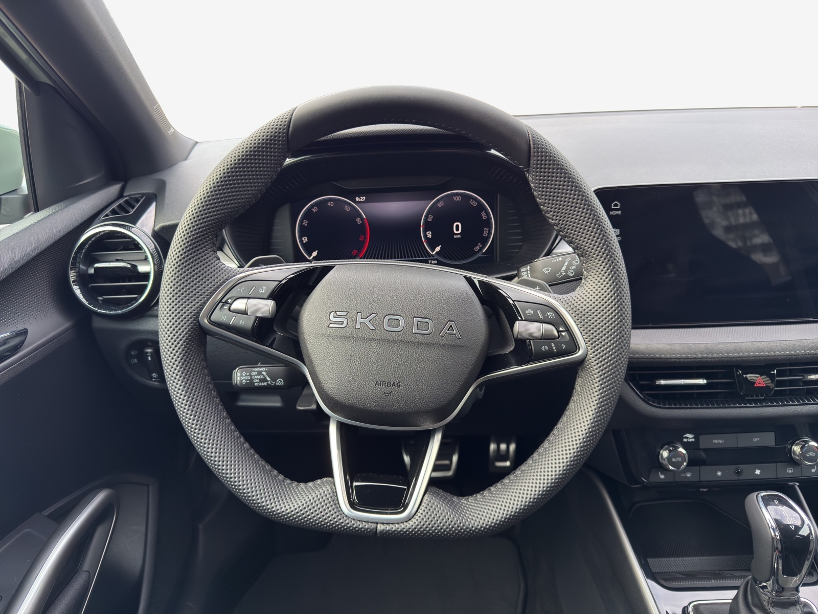 SKODA Fabia 1.5 TSI Dynamic DSG-image-7