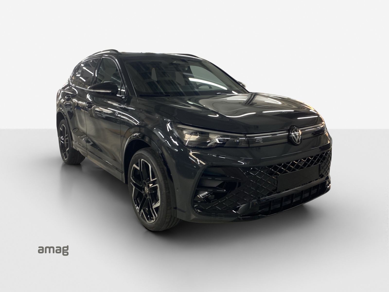 VW Tiguan 2.0 TSI DSG R-Line 4Motion-image-5