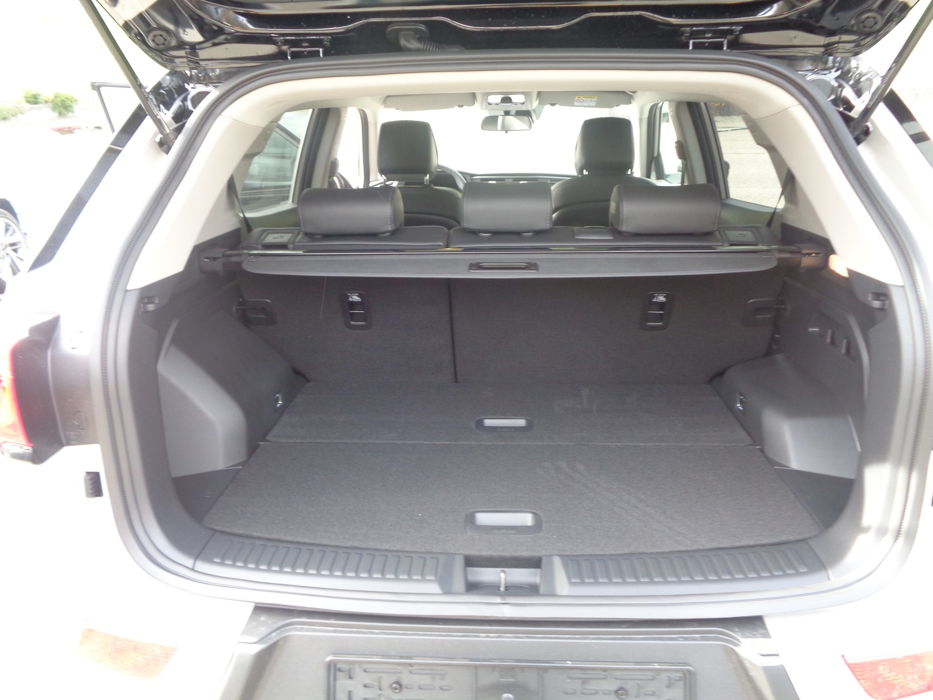 KGM-SsangYong Korando 1.5 T GDI Steel 4WD Automat-image-11