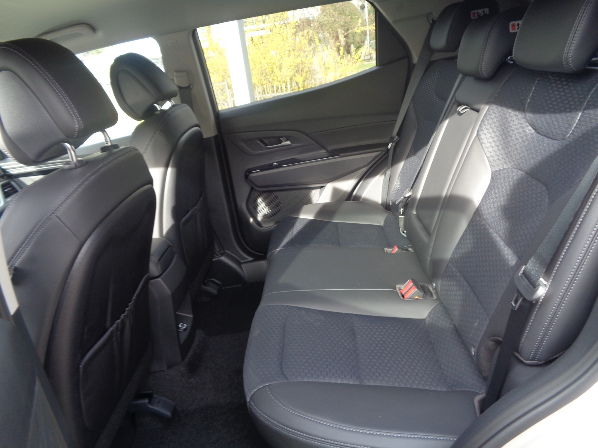 KGM-SsangYong Korando 1.5 T GDI Steel 4WD Automat-image-10