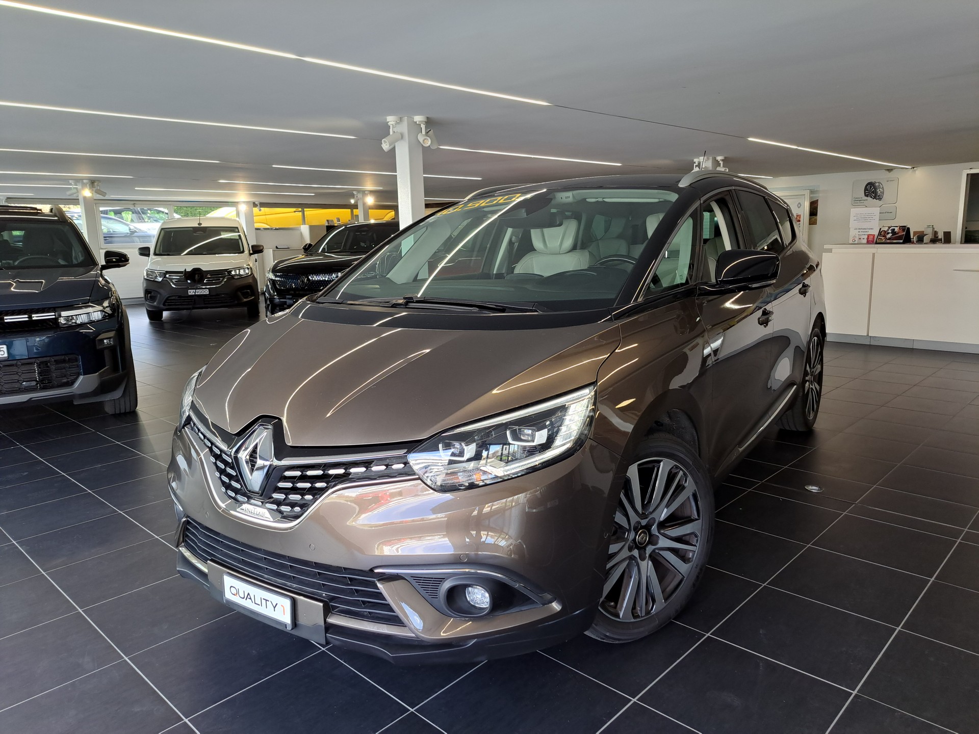 RENAULT Grand Scénic 1.3 16V Turbo Initiale Paris EDC-image-0
