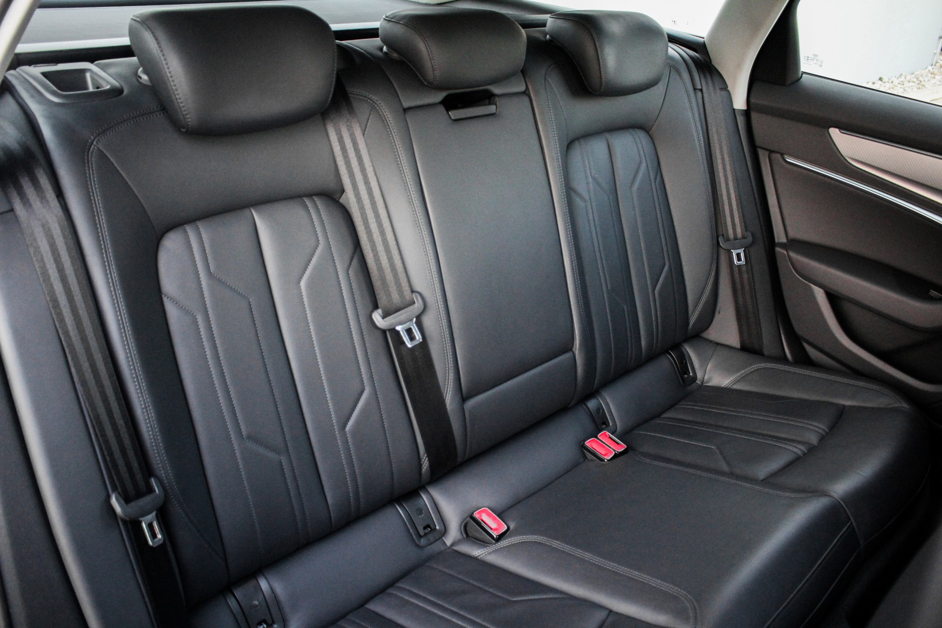 AUDI A6 Avant 45 TDI Sport quattro tiptronic-image-20