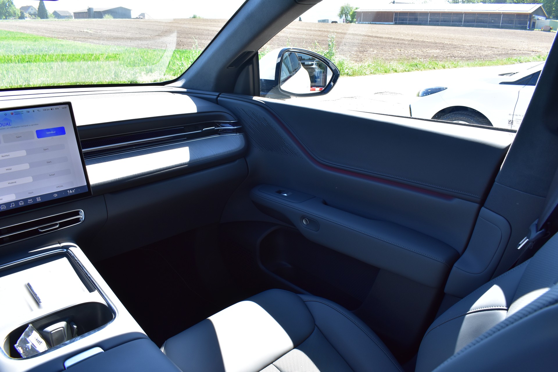 XPENG G6 80kWh Performance AWD-image-11