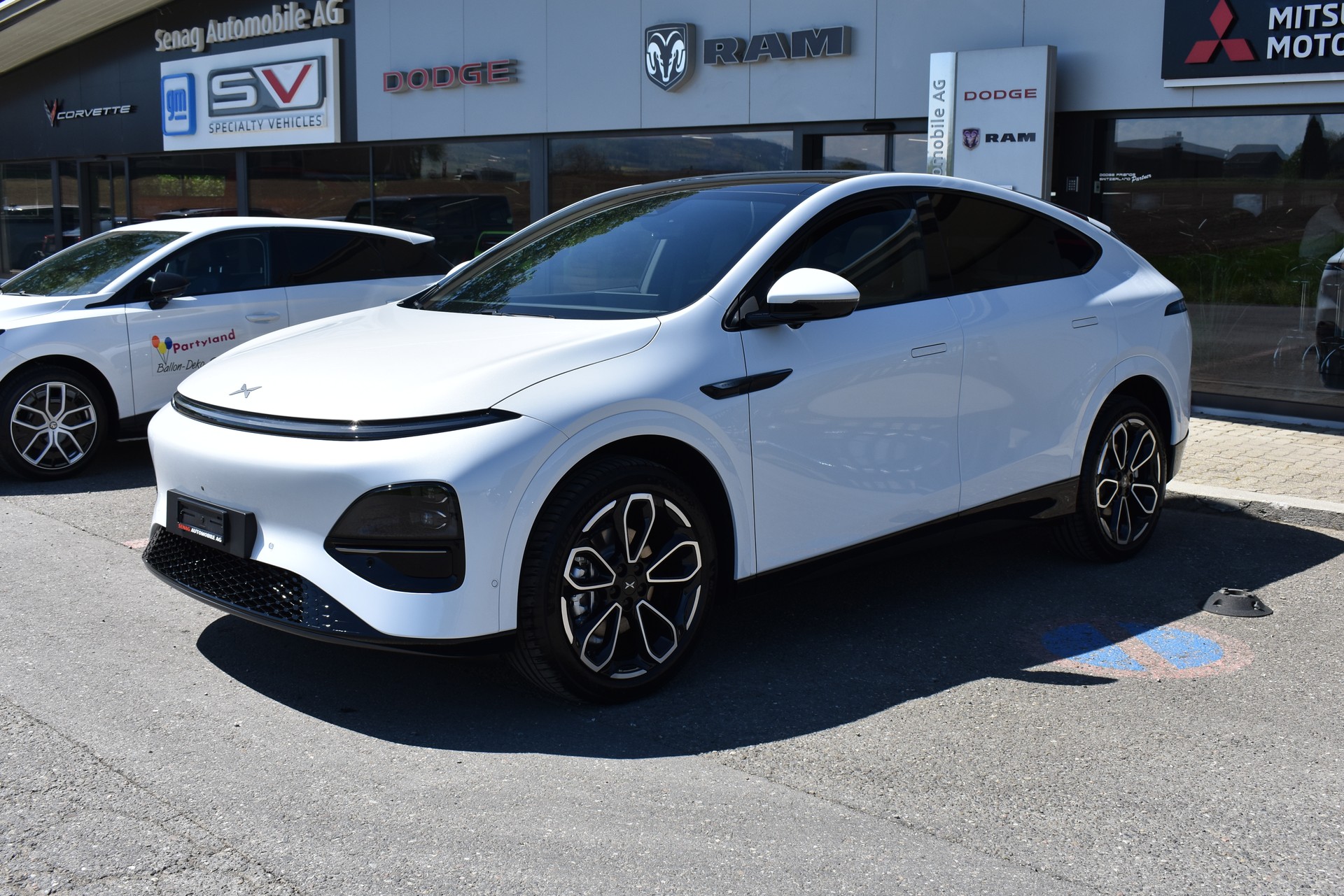 XPENG G6 80kWh Performance AWD-image-2