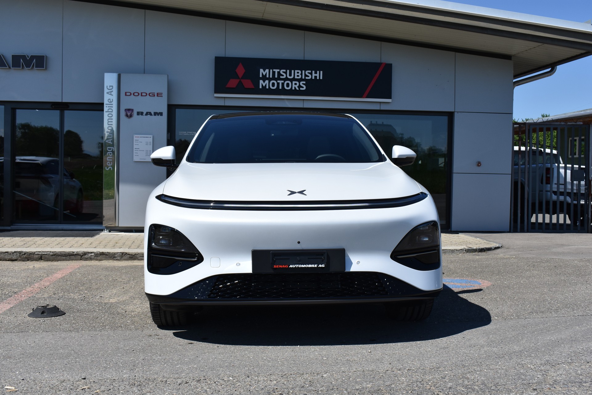 XPENG G6 80kWh Performance AWD-image-1