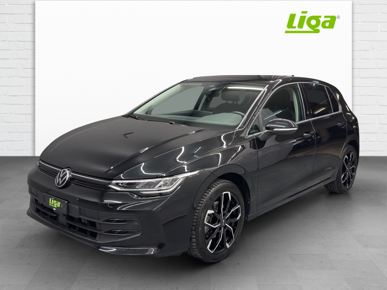 VW Golf VIII 1.5 eTSI Life DSG-showroom-element-1
