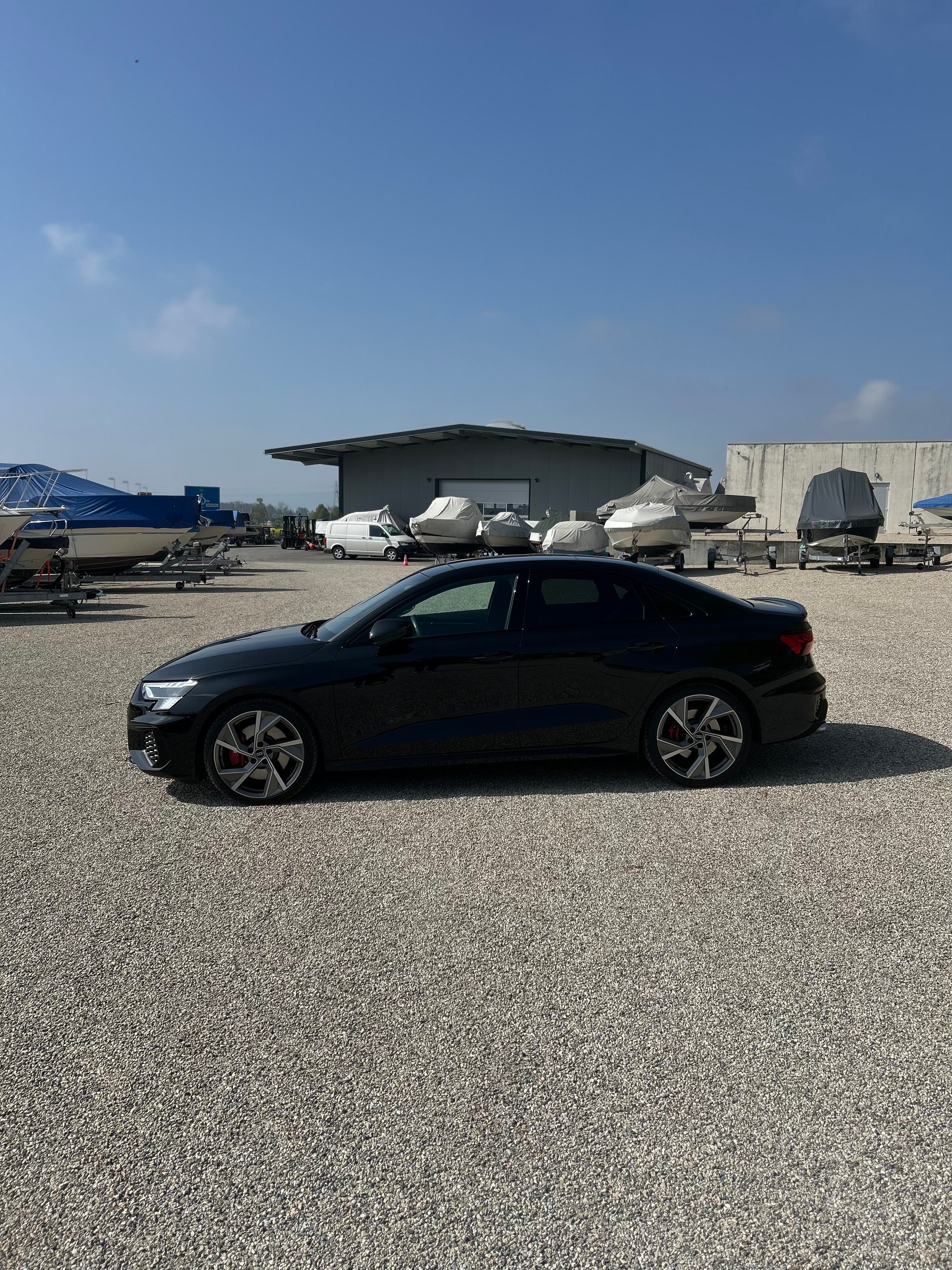 AUDI S3 Limousine 2.0 TFSI quattro S-tronic-image-7
