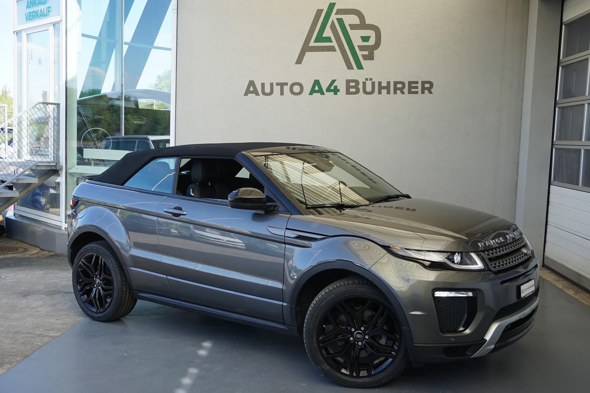 LAND ROVER Evoque 2.0Si4 SE Dynamic Convertible 241PS 100% Benziner!! mit Anhängerkupplung für 1500kg-showroom-element-2