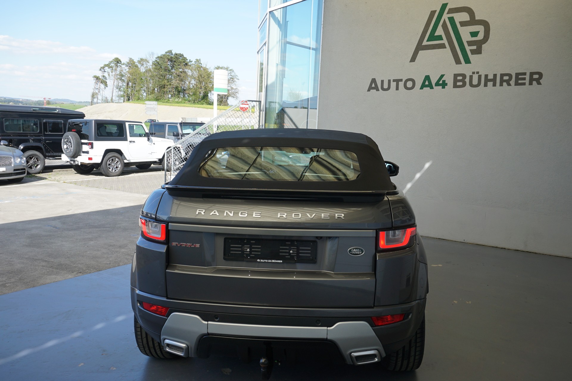 LAND ROVER Evoque 2.0Si4 SE Dynamic Convertible 241PS 100% Benziner!! mit Anhängerkupplung für 1500kg-image-11