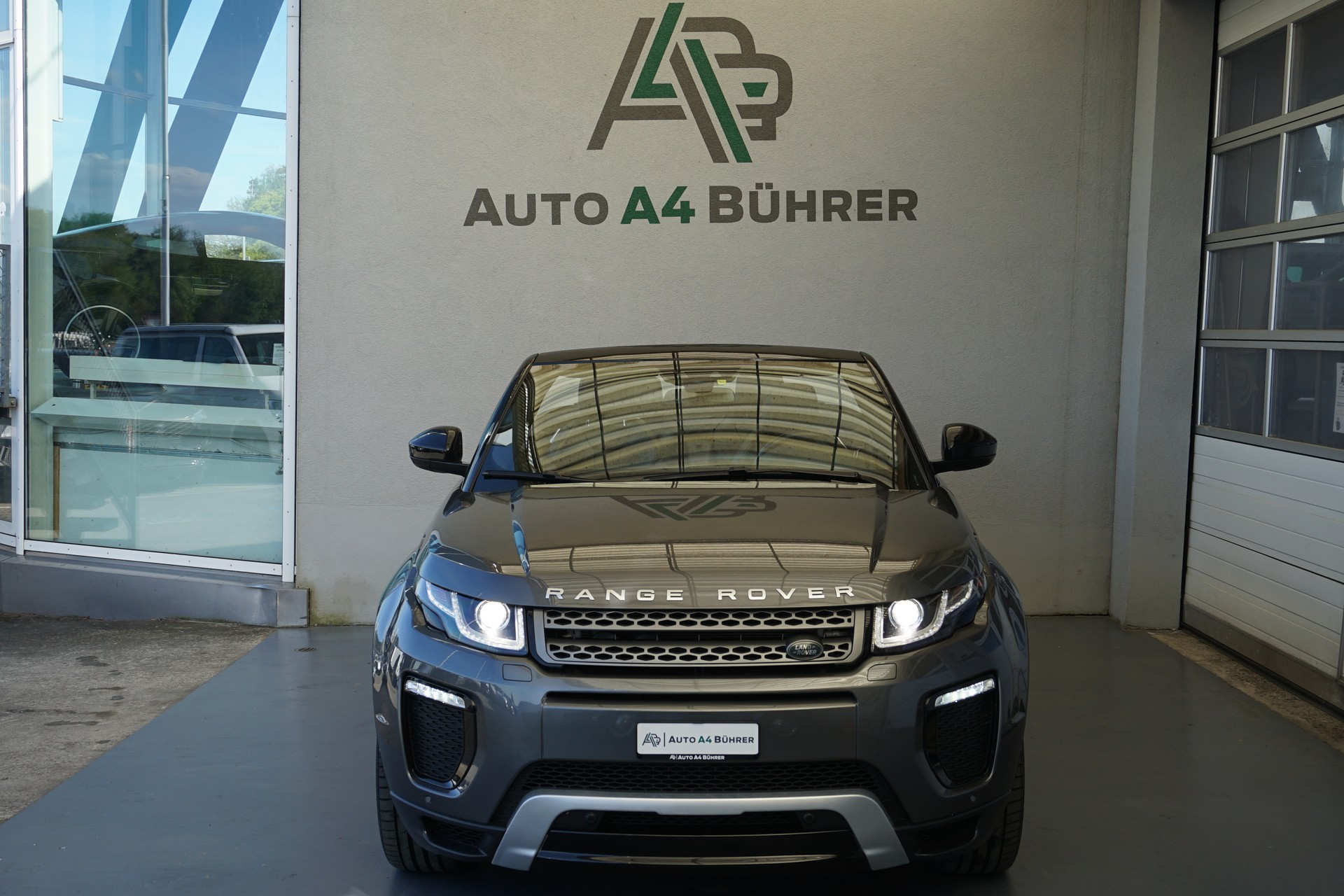 LAND ROVER Evoque 2.0Si4 SE Dynamic Convertible 241PS 100% Benziner!! mit Anhängerkupplung für 1500kg-image-12