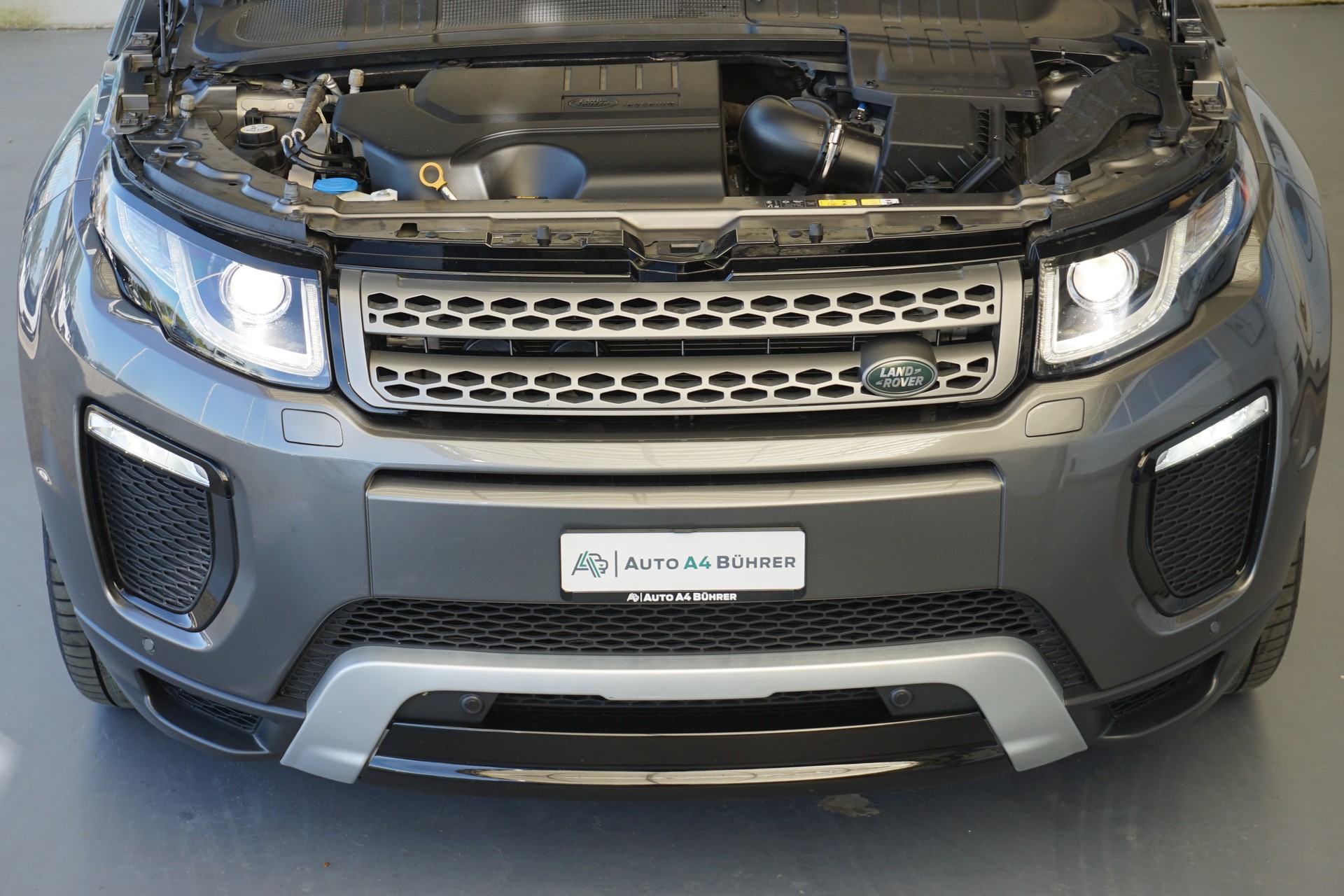 LAND ROVER Evoque 2.0Si4 SE Dynamic Convertible 241PS 100% Benziner!! mit Anhängerkupplung für 1500kg-image-16