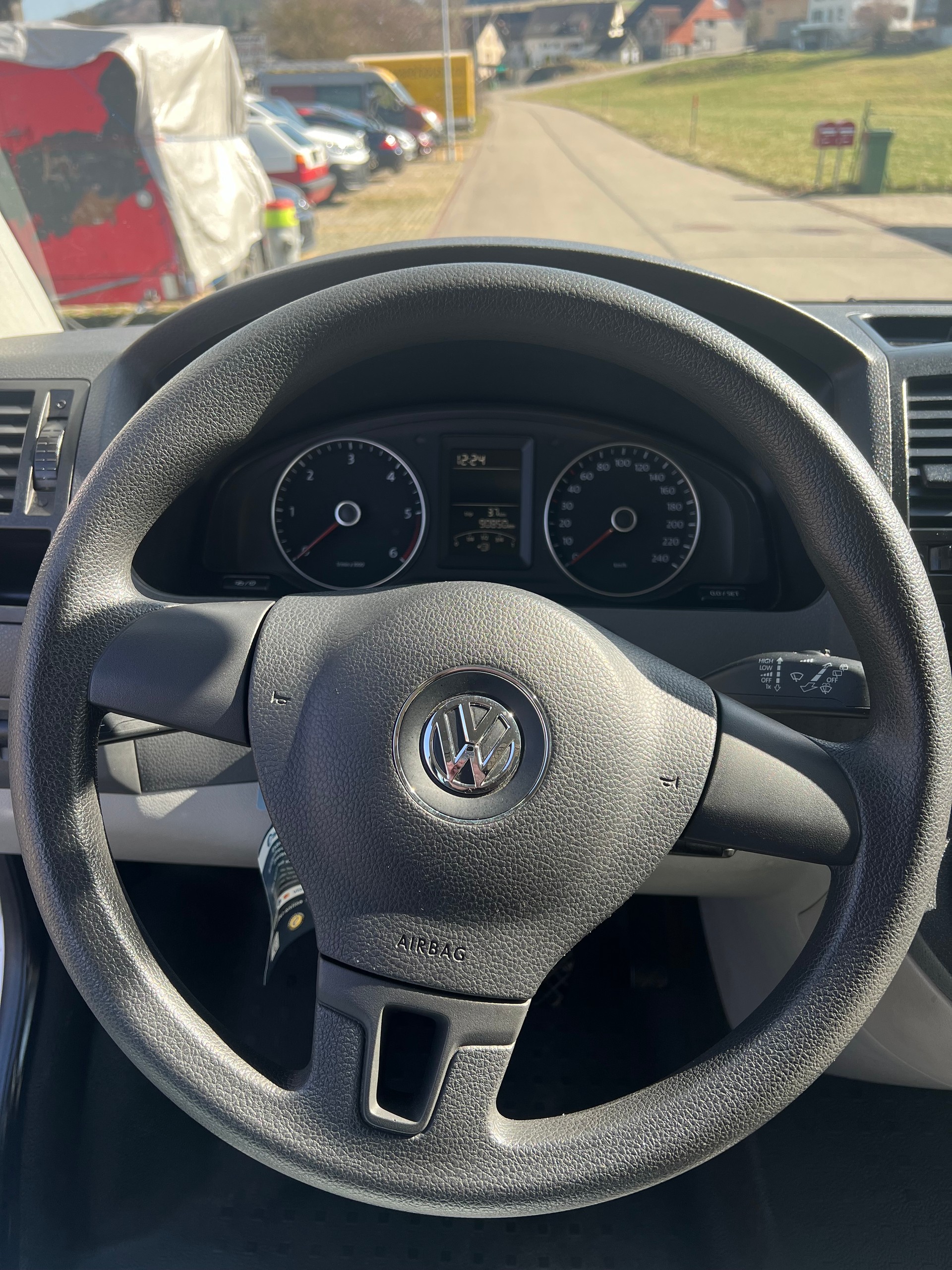 VW T5 2.0 HOCHDACH TDI BMT DSG-image-8