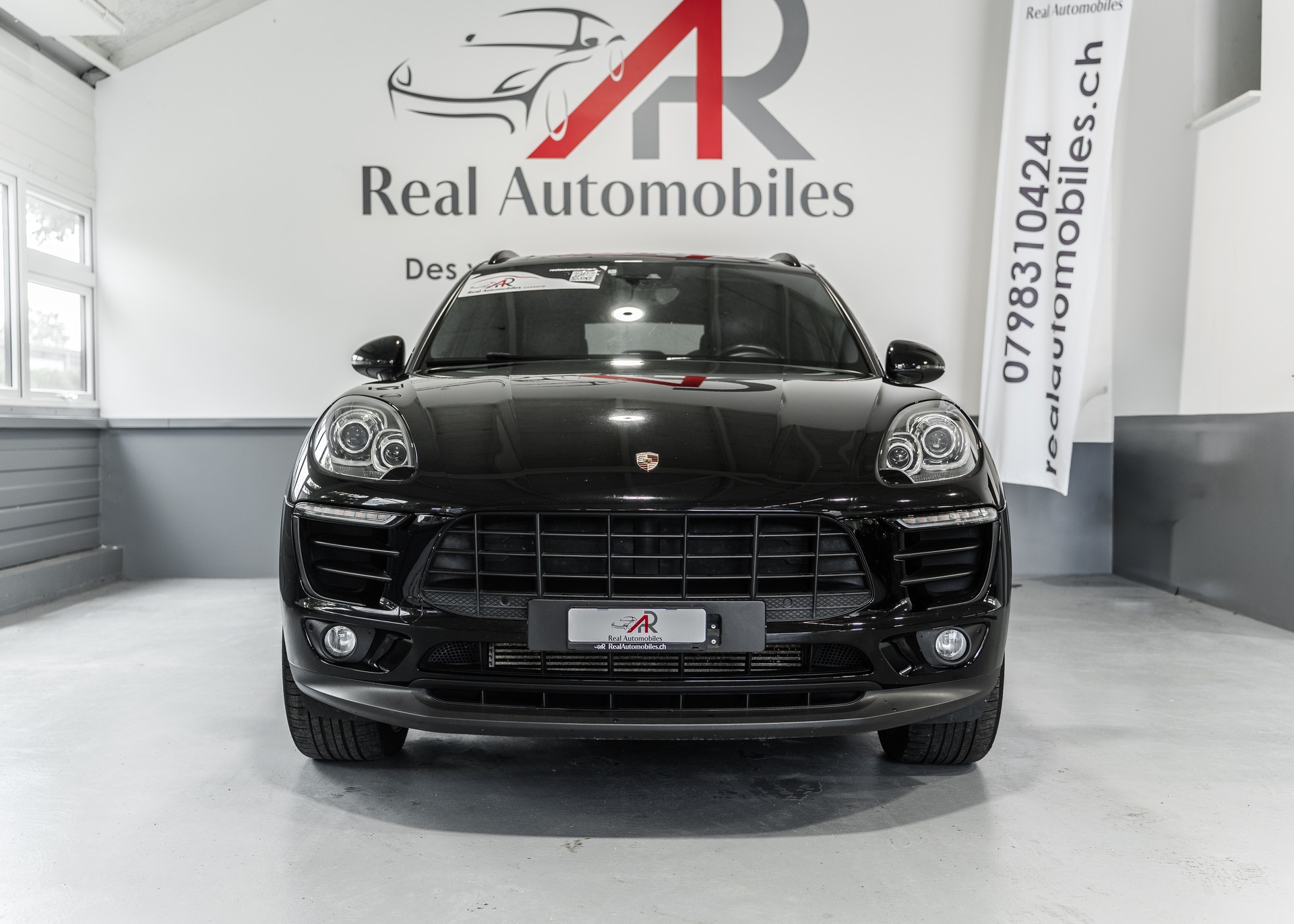 PORSCHE Macan S Diesel PDK-image-1