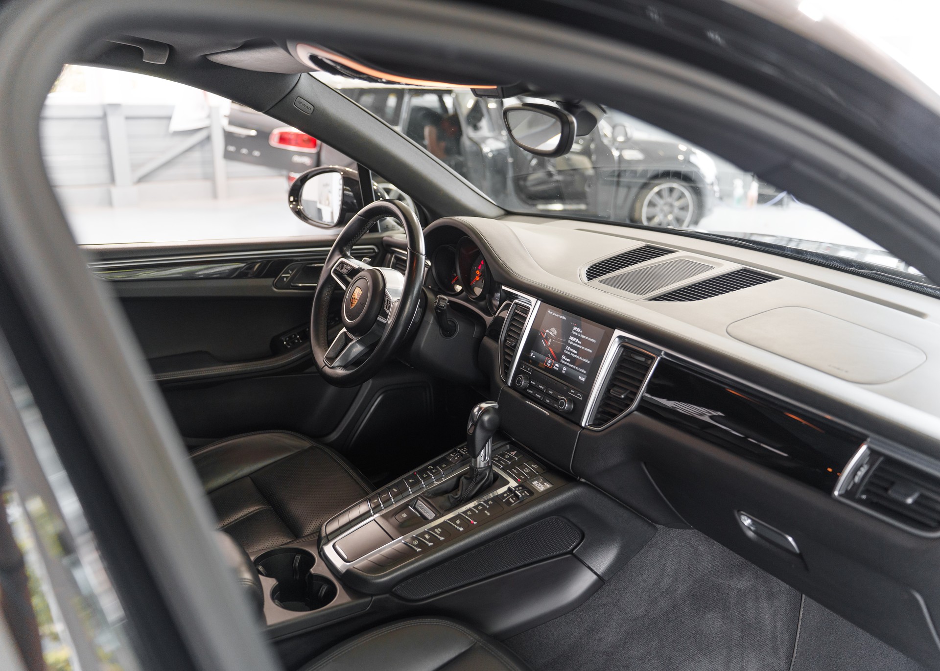PORSCHE Macan S Diesel PDK-image-8