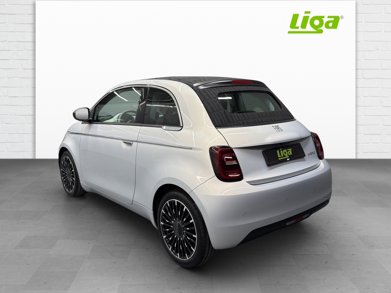 FIAT 500 Cabrio 1.0 Hybrid La Prima-image-3