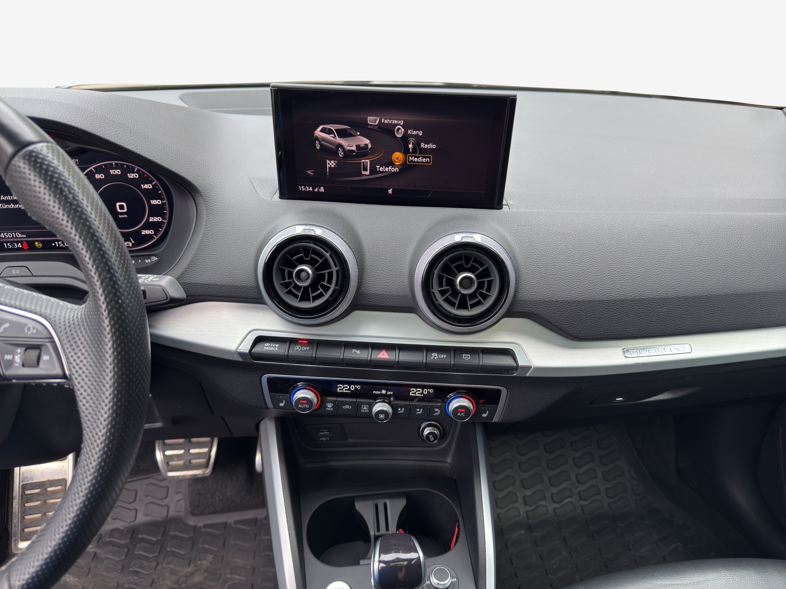 AUDI Q2 40 TFSI S line Attraction quattro S-tronic-image-10