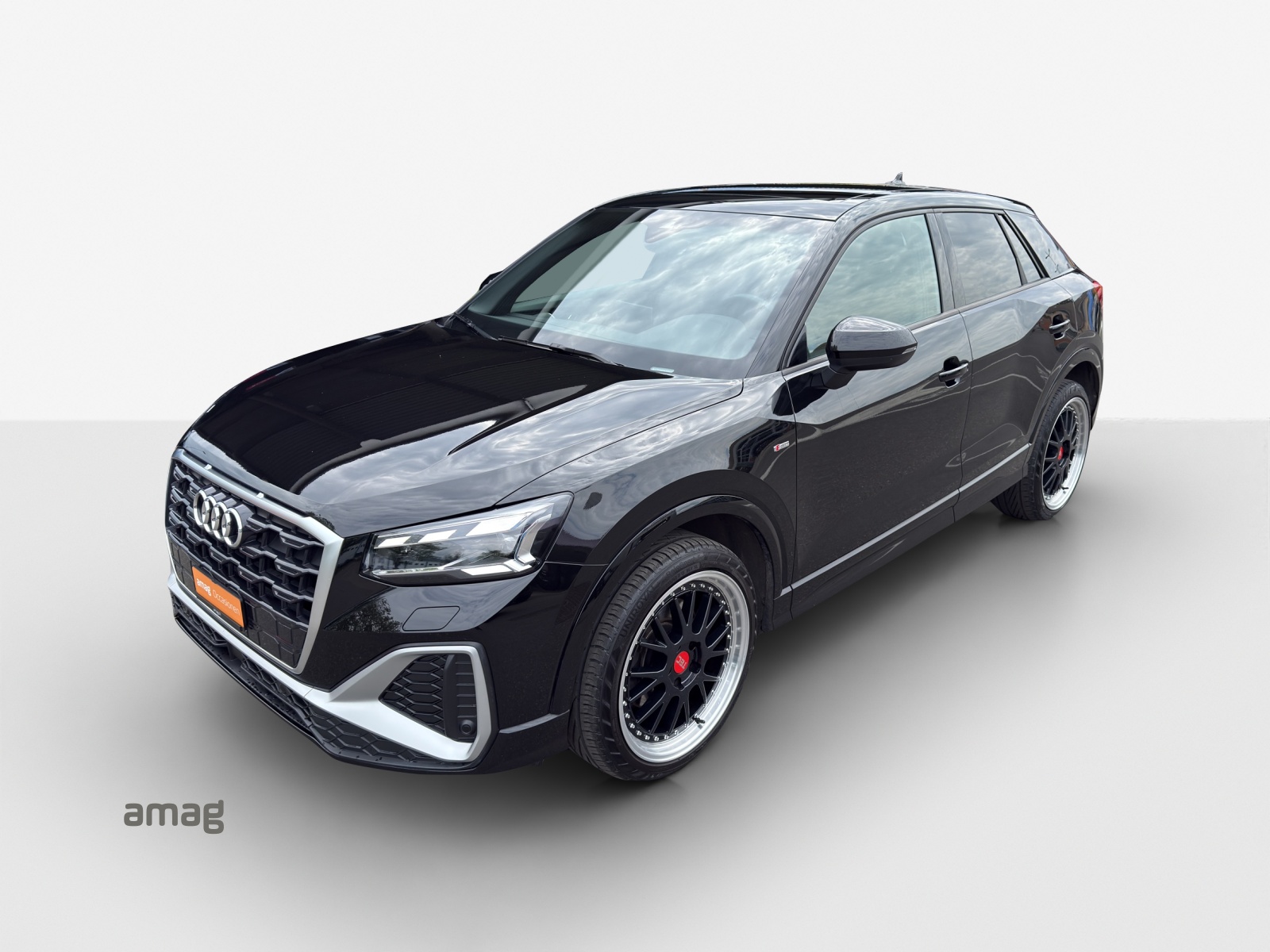 AUDI Q2 40 TFSI S line Attraction quattro S-tronic-image-0