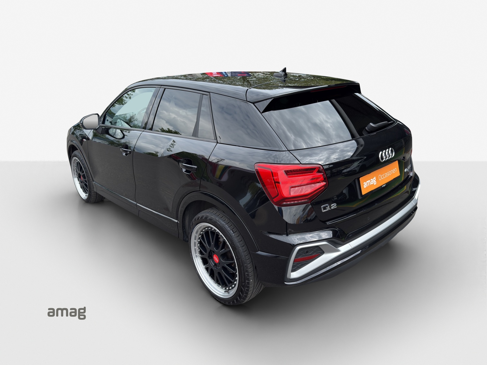 AUDI Q2 40 TFSI S line Attraction quattro S-tronic-image-2