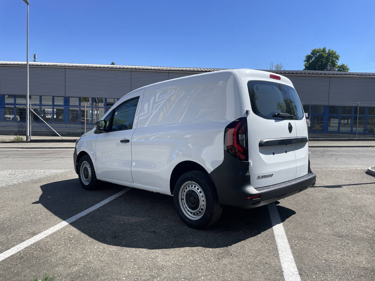 RENAULT Kangoo Van 1.3 TCe 130 Extra EDC-image-3