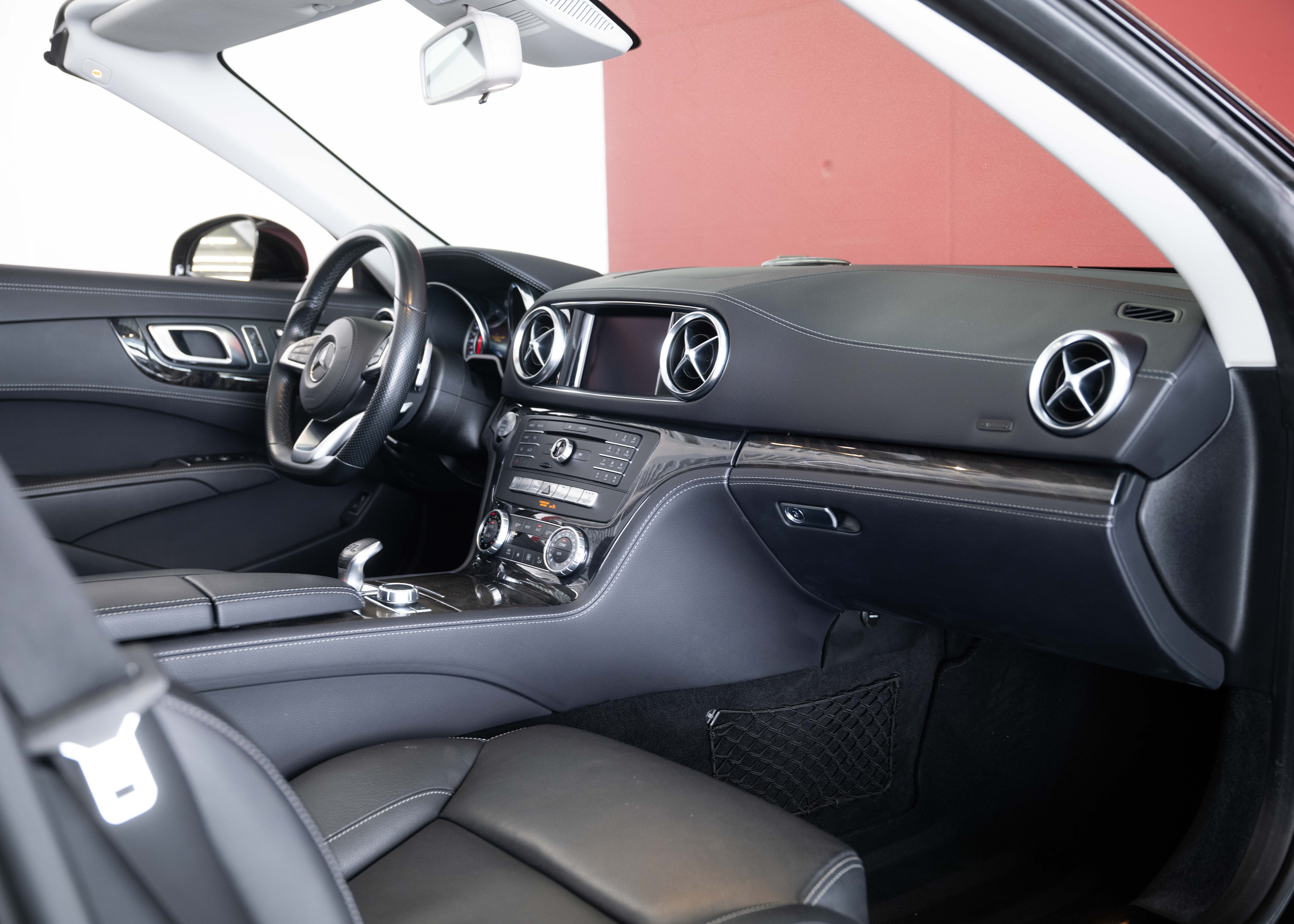 Image MERCEDES-BENZ SL-400 SL 400 AMG Line (Leasing 2.99%, Swiss car, full Mercedes service history)