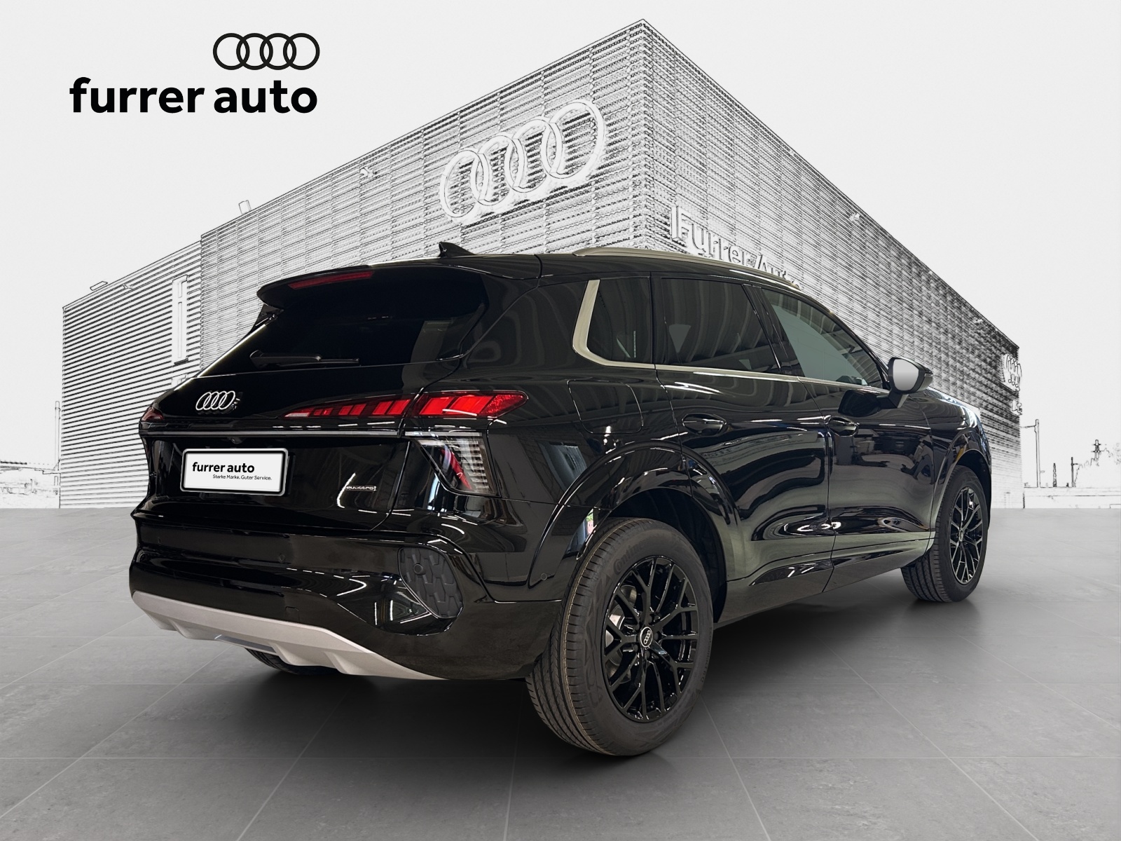 AUDI Q3 SUV TDI quattro 142 kW S tronic-image-4