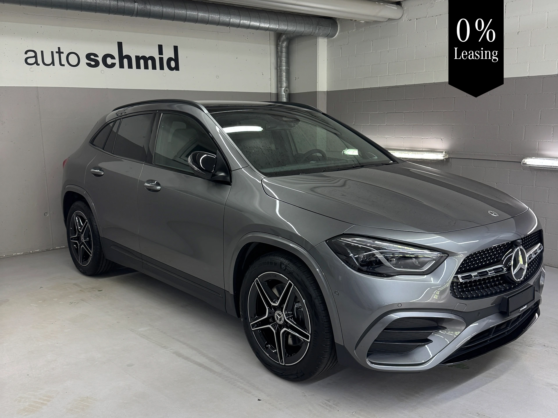 MERCEDES-BENZ GLA 250 4Matic Swiss Star-image-0