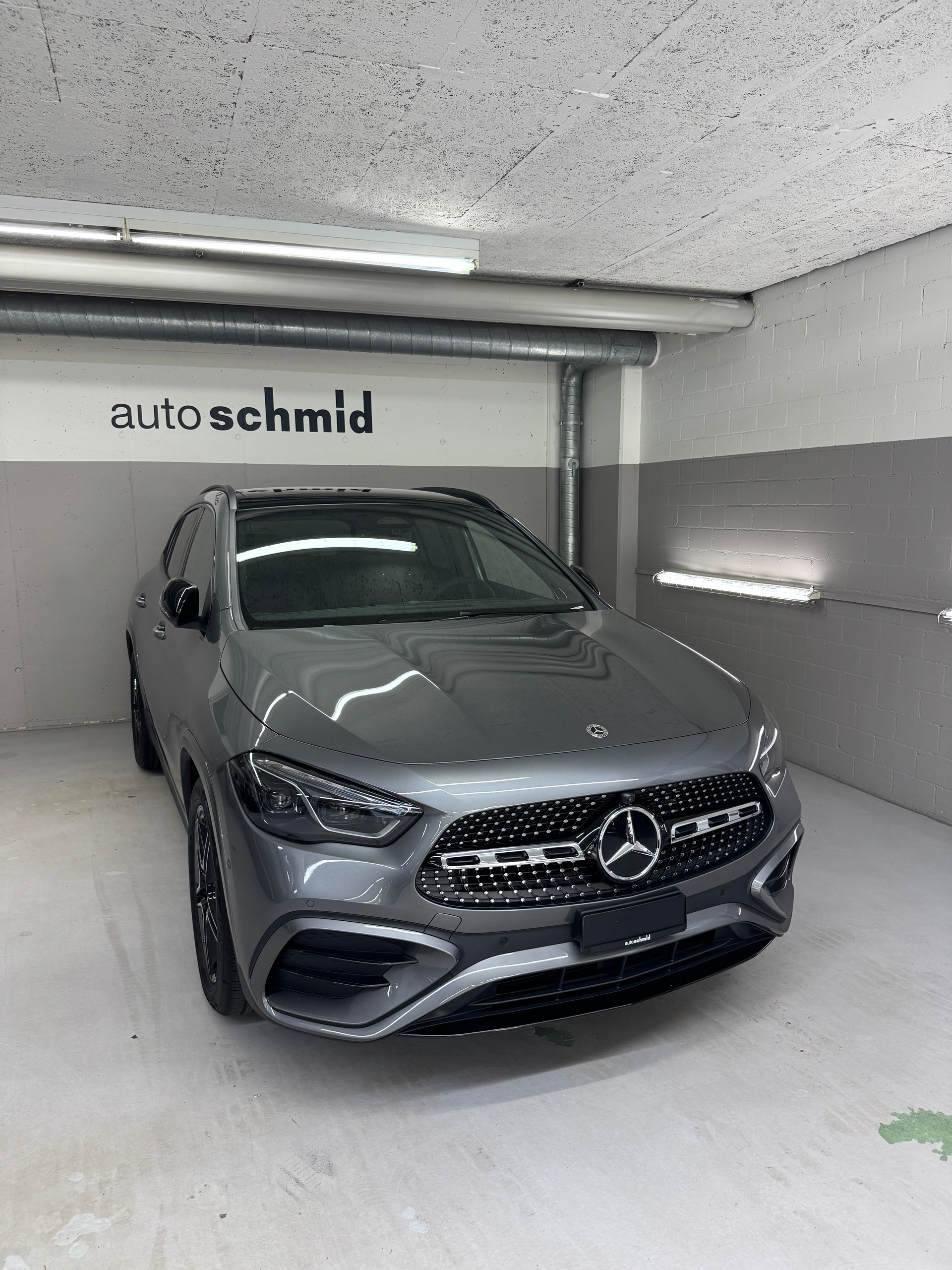 MERCEDES-BENZ GLA 250 4Matic Swiss Star-image-1