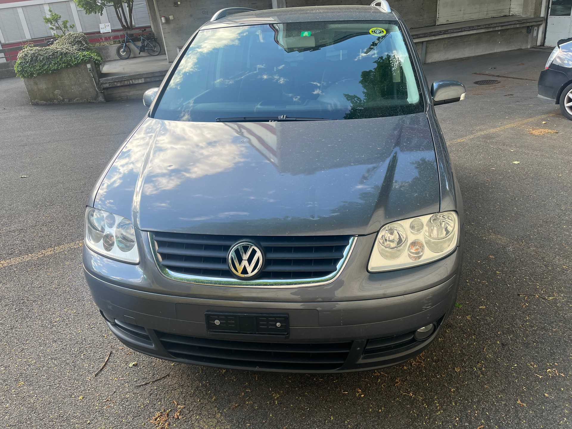 VW Touran 2.0 TDI Highline-image-0