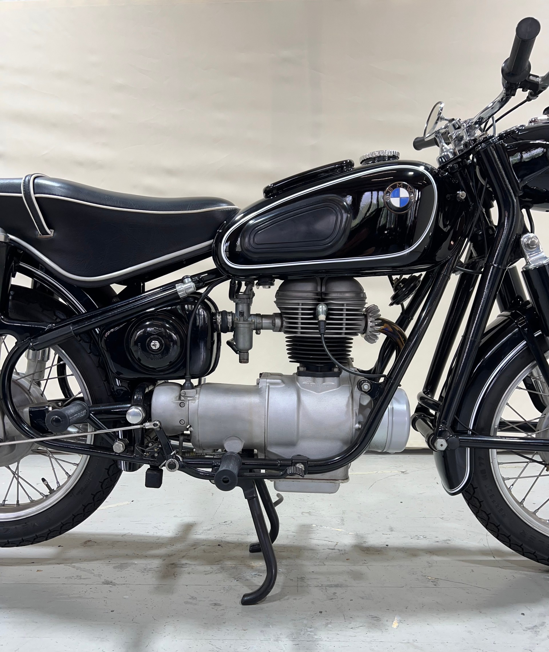 BMW R26 - VETERAN-showroom-element-2