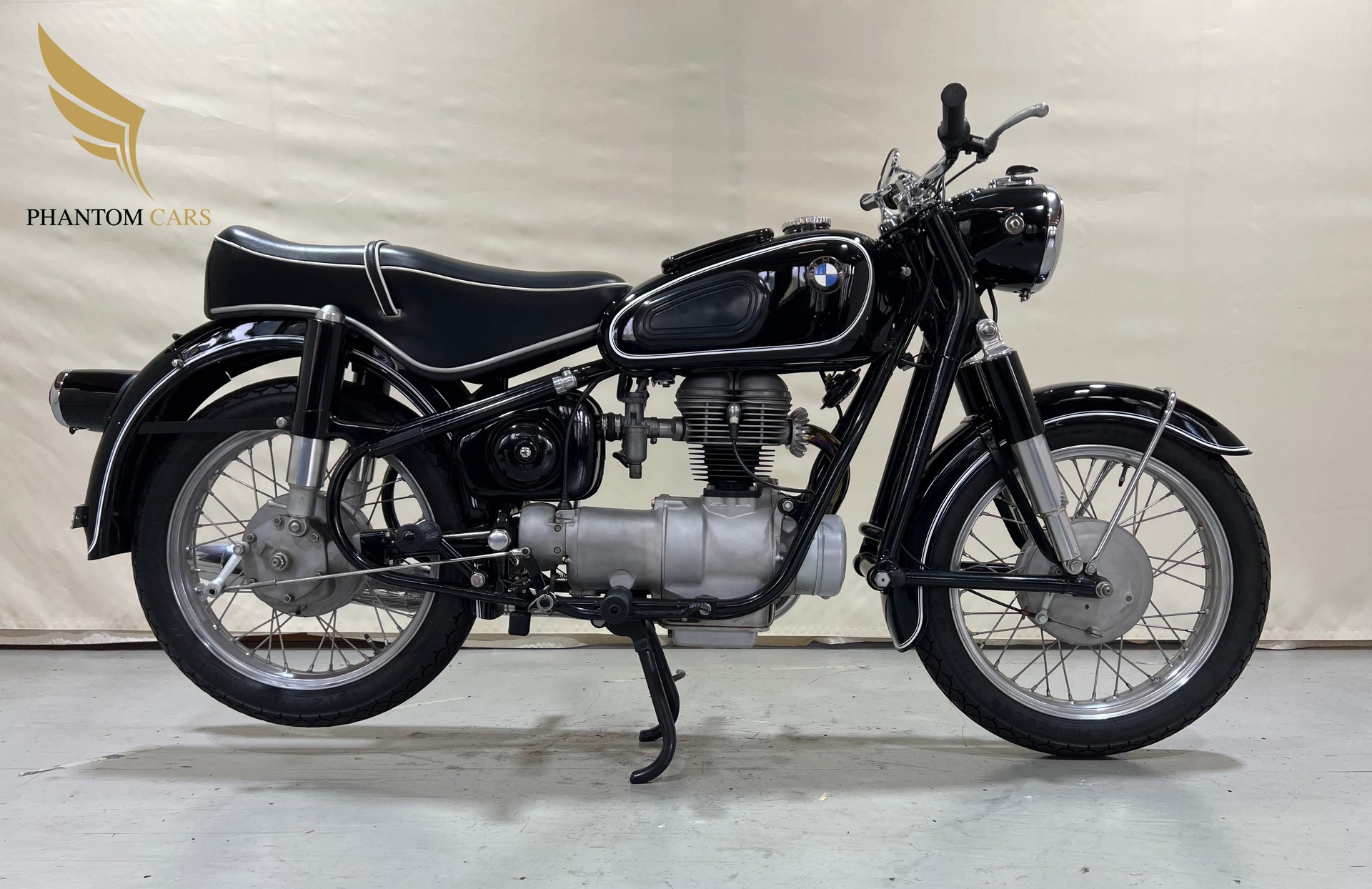BMW R26 - VETERAN
