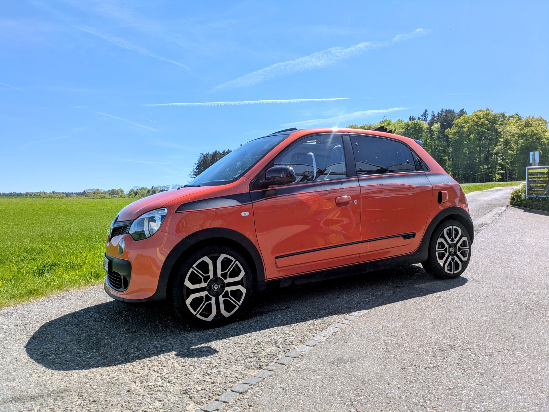 RENAULT 0.9 TCe 110 GT-showroom-element-1