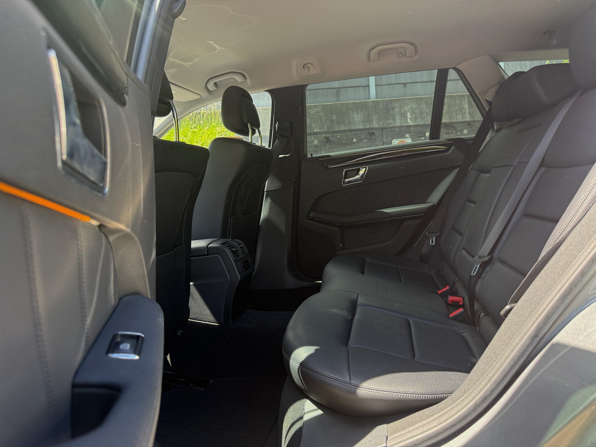 MERCEDES-BENZ E 350 Avantgarde 4Matic 7G-Tronic | Frisch ab MFK | Service gepflegt |-image-14