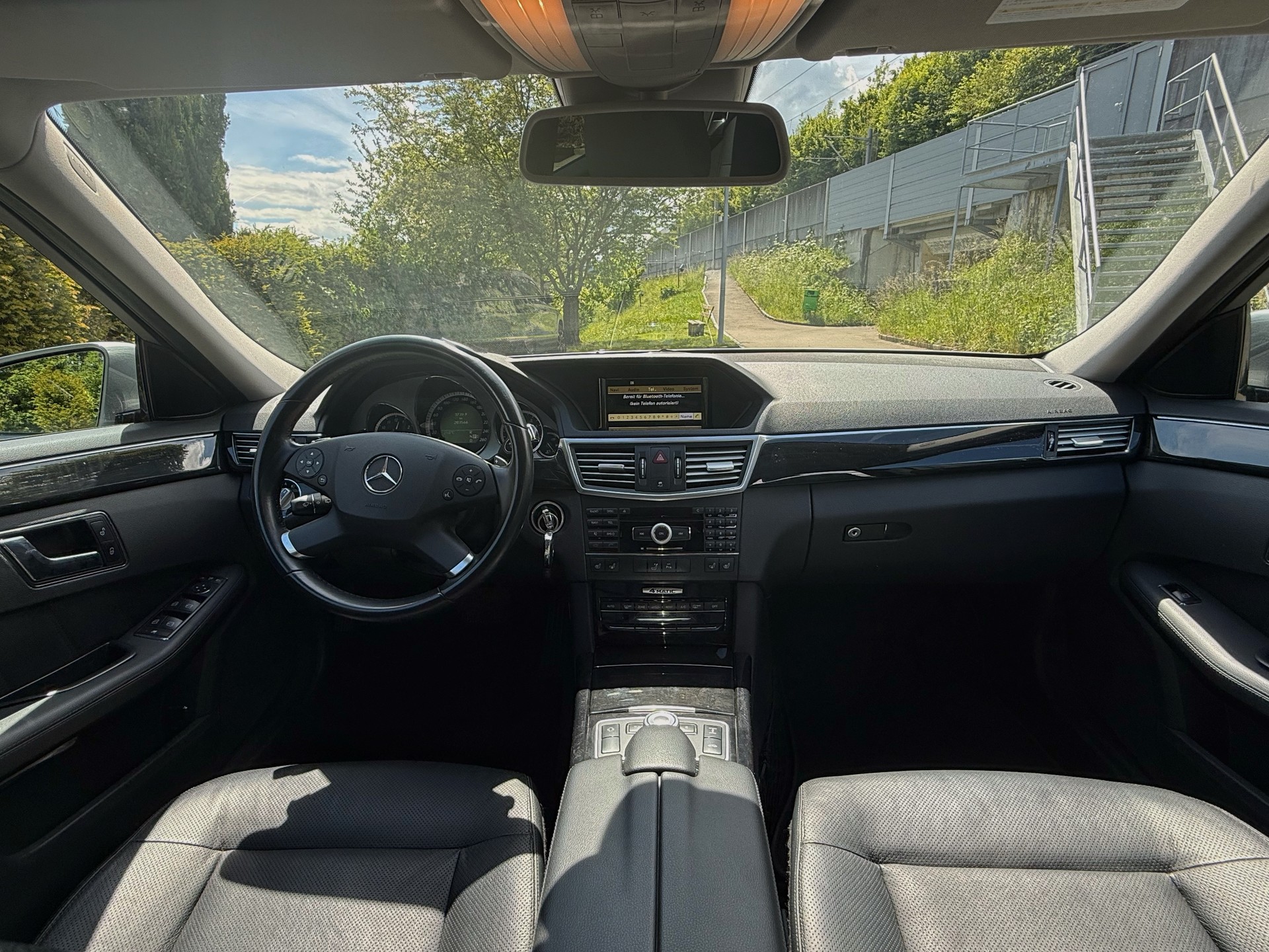 MERCEDES-BENZ E 350 Avantgarde 4Matic 7G-Tronic | Frisch ab MFK | Service gepflegt |-image-12