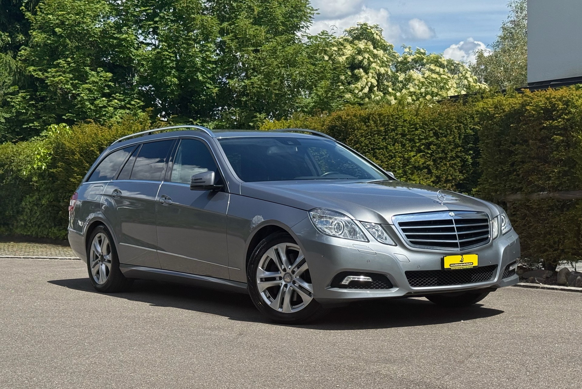 MERCEDES-BENZ E 350 Avantgarde 4Matic 7G-Tronic | Frisch ab MFK | Service gepflegt |
