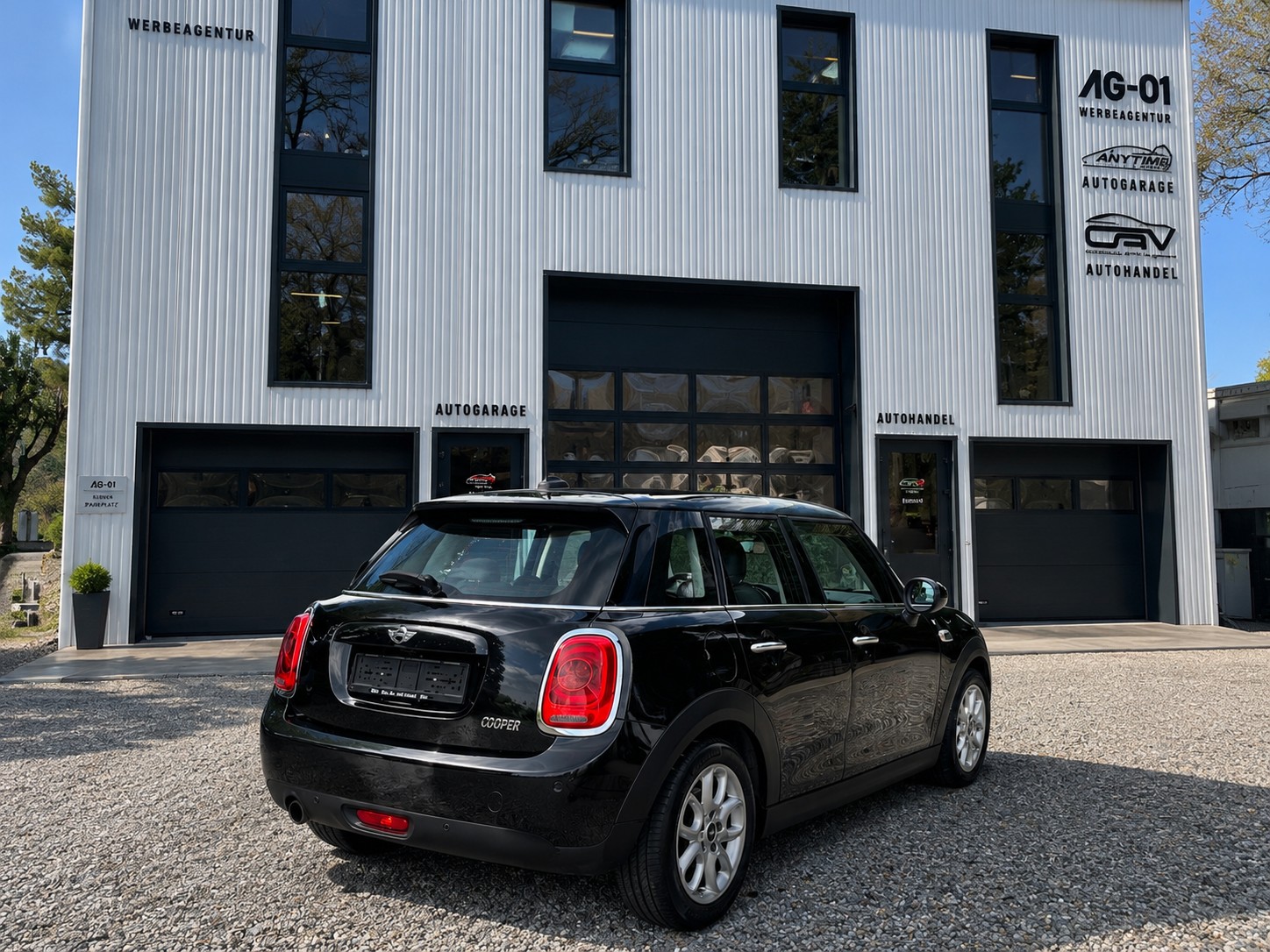 MINI Cooper Steptronic-image-3