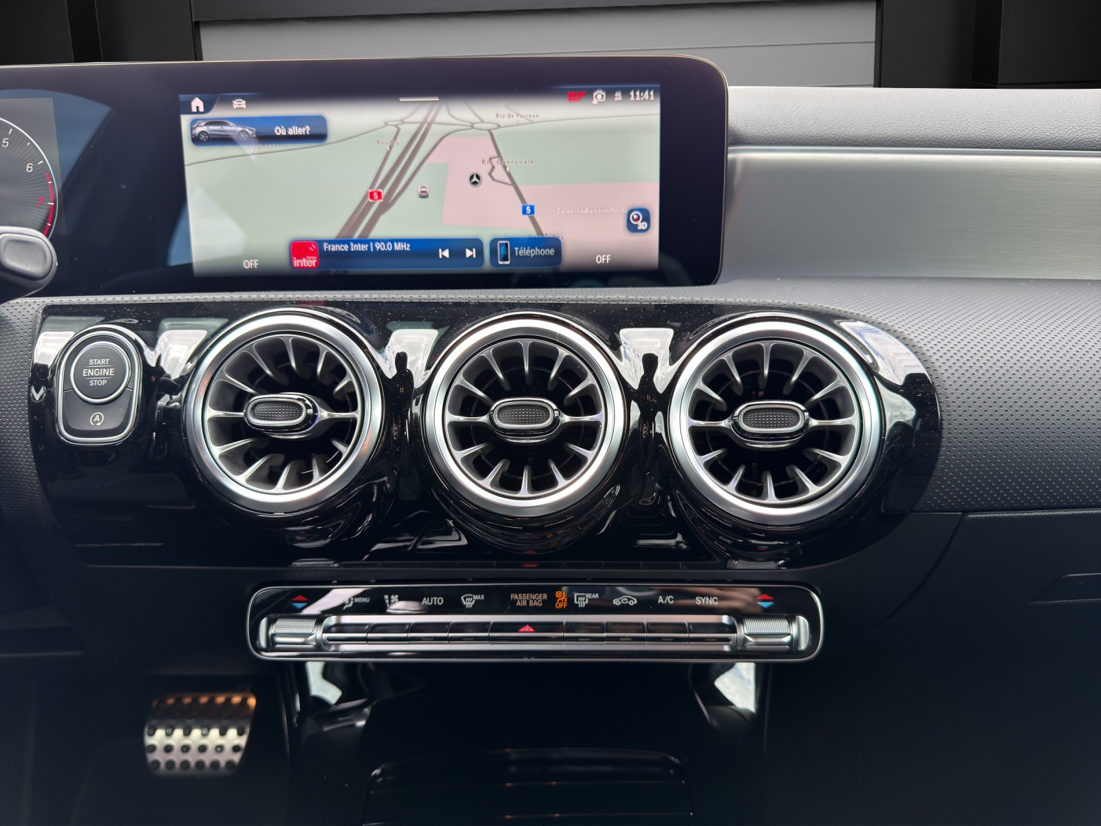 Image MERCEDES-BENZ A-200 A 200 Night Star 7G-DCT