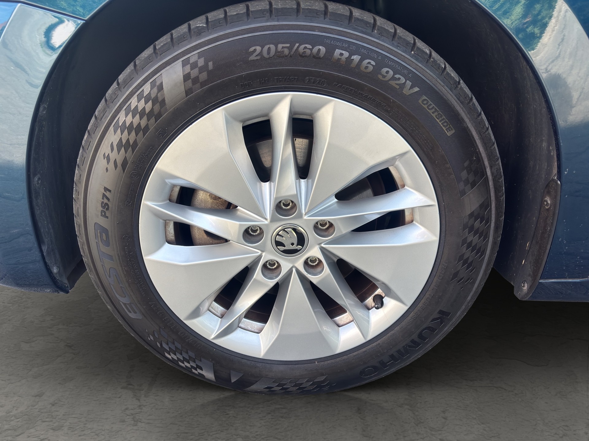 SKODA Octavia Combi 1.0 TSI mHEV DSG Ambition-image-23