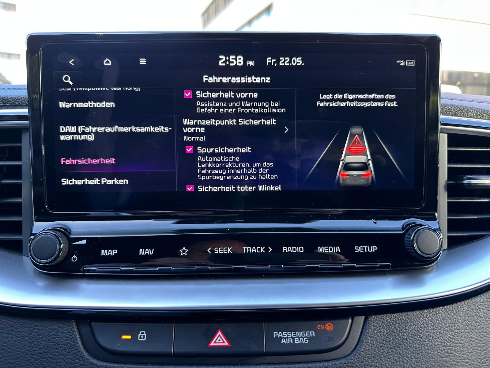 KIA ProCeed 1.5 T-GDi MHEV GT-Line DCT-image-16