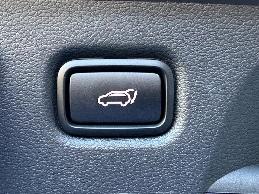 KIA ProCeed 1.5 T-GDi MHEV GT-Line DCT-image-17