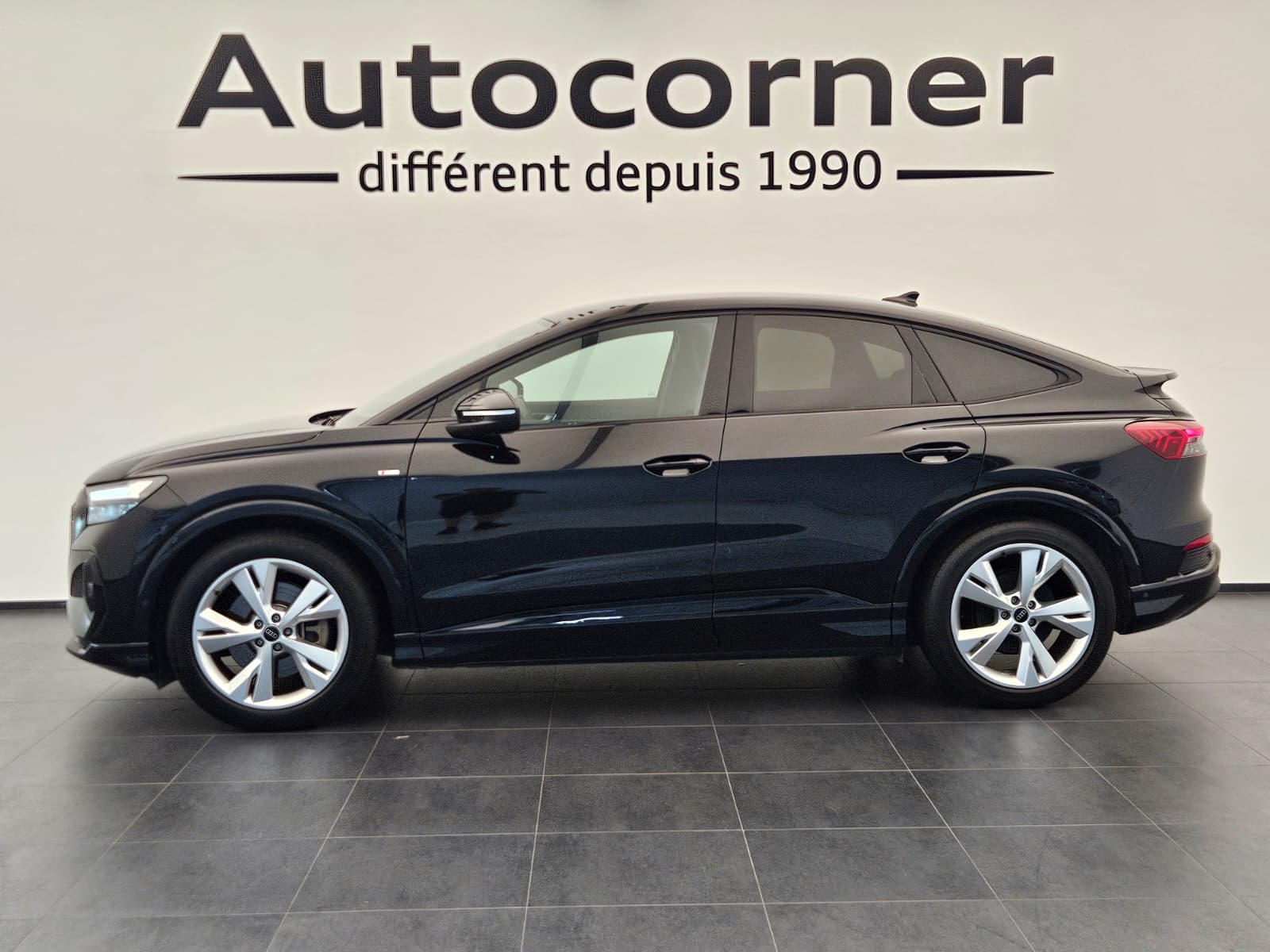 AUDI Q4 Sportback e-tron 45 quattro-image-1
