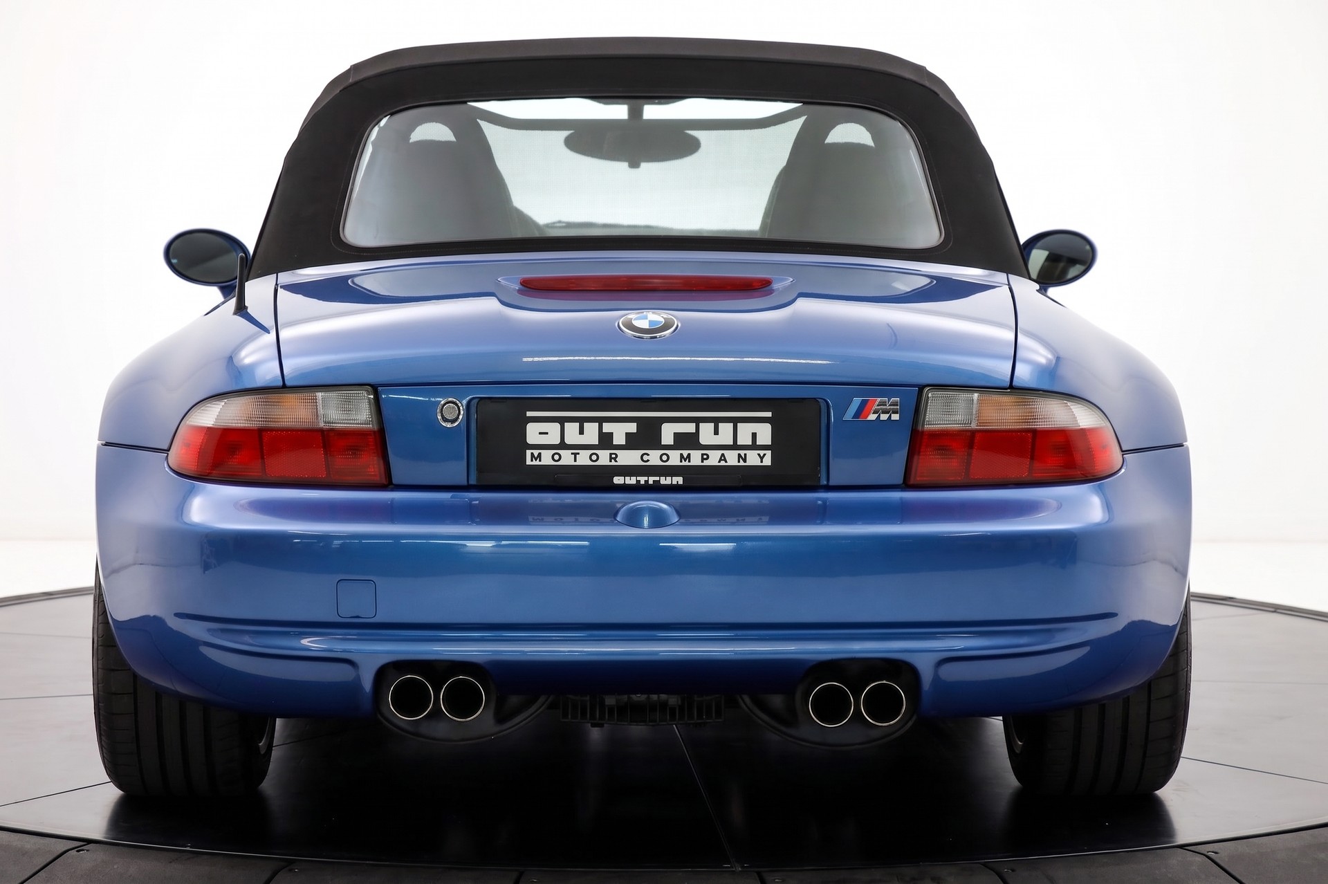BMW M Roadster-showroom-element-2