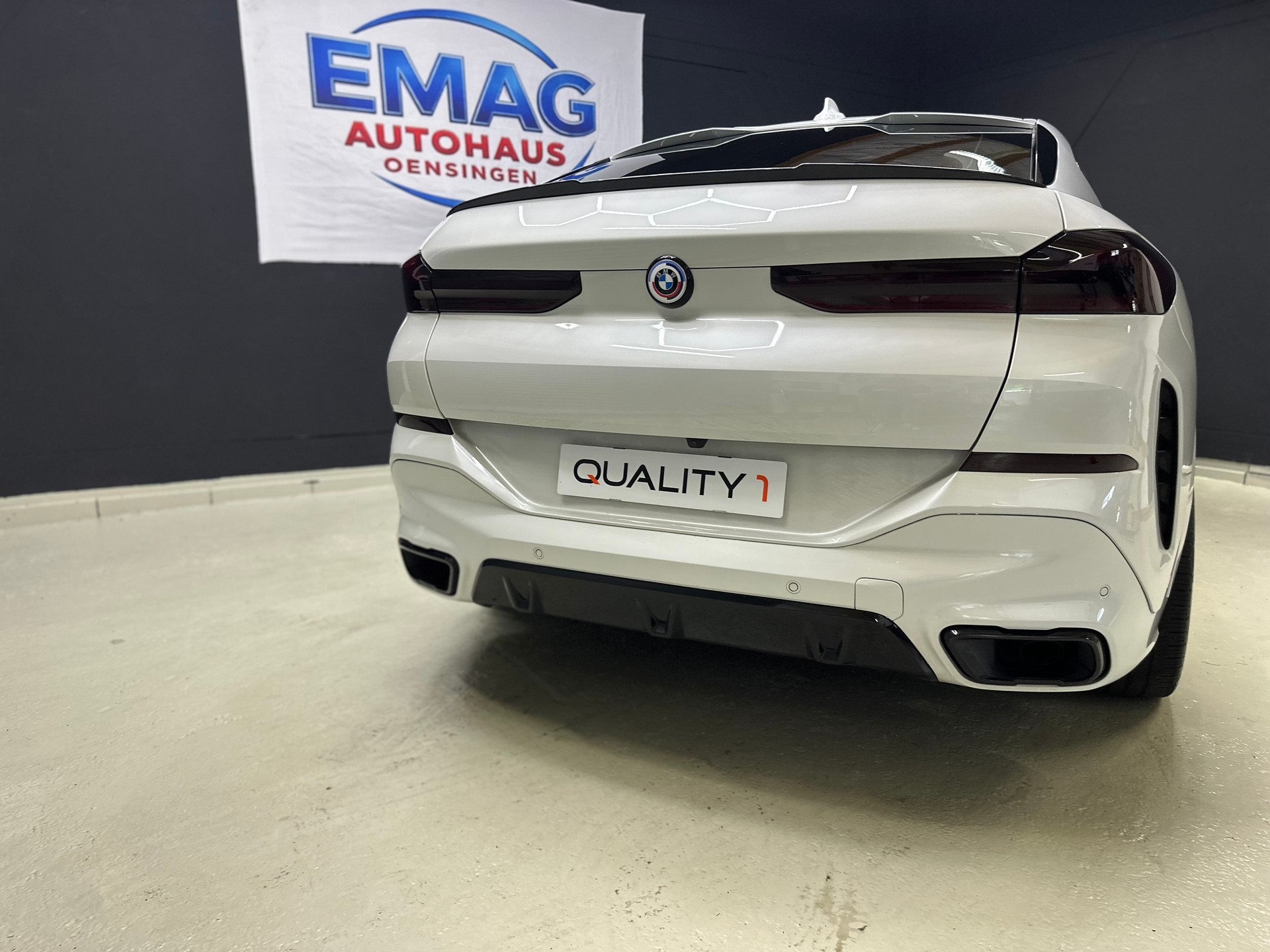 BMW X6 xDrive 48V 40d Steptronic M Sport-image-6